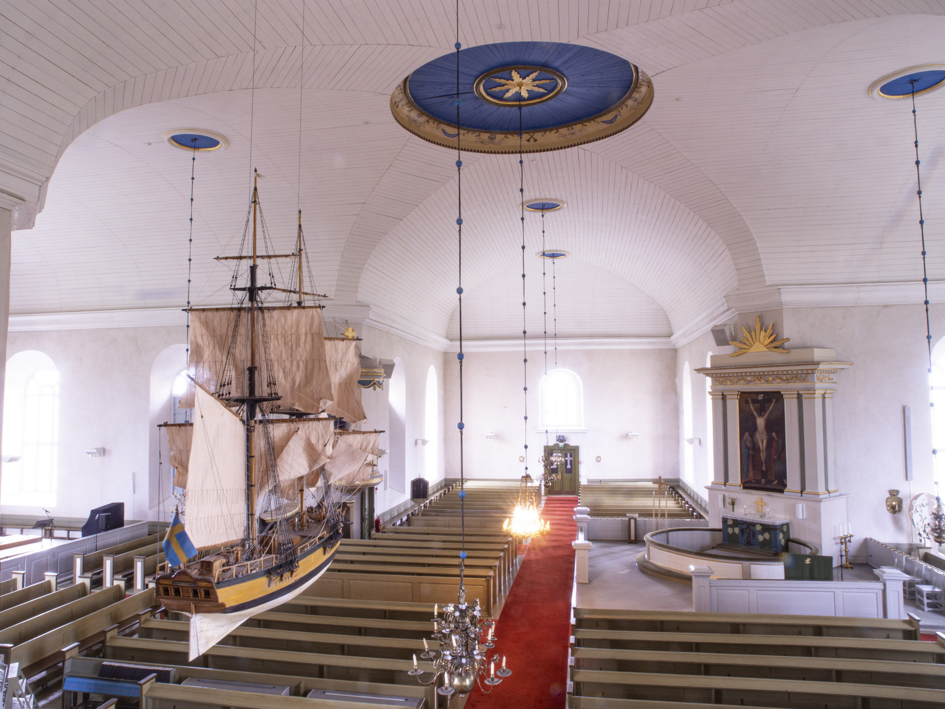 Alatornio-church-Pia-Keranen