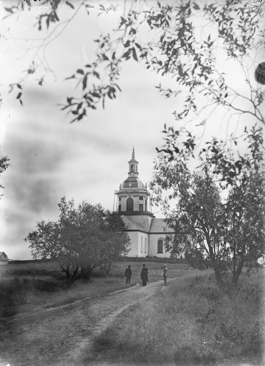 Alatornion-kirkko-Museovirasto Alatornion kirkko 1896. Museovirasto, historian kuvakokoelma.