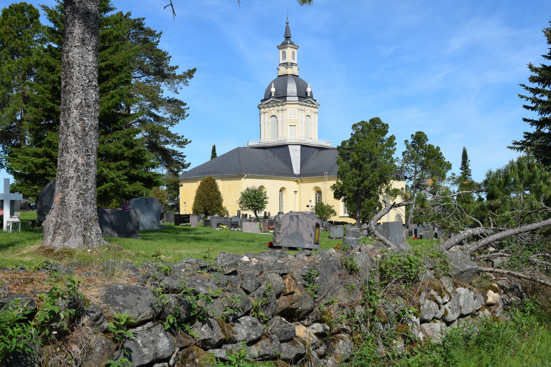 Alattornion-kirkko-Jarno-Niskala