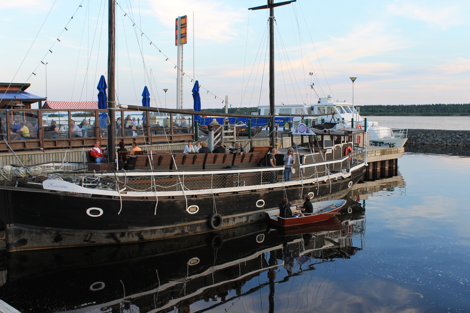 Kesakahvila-Katariina