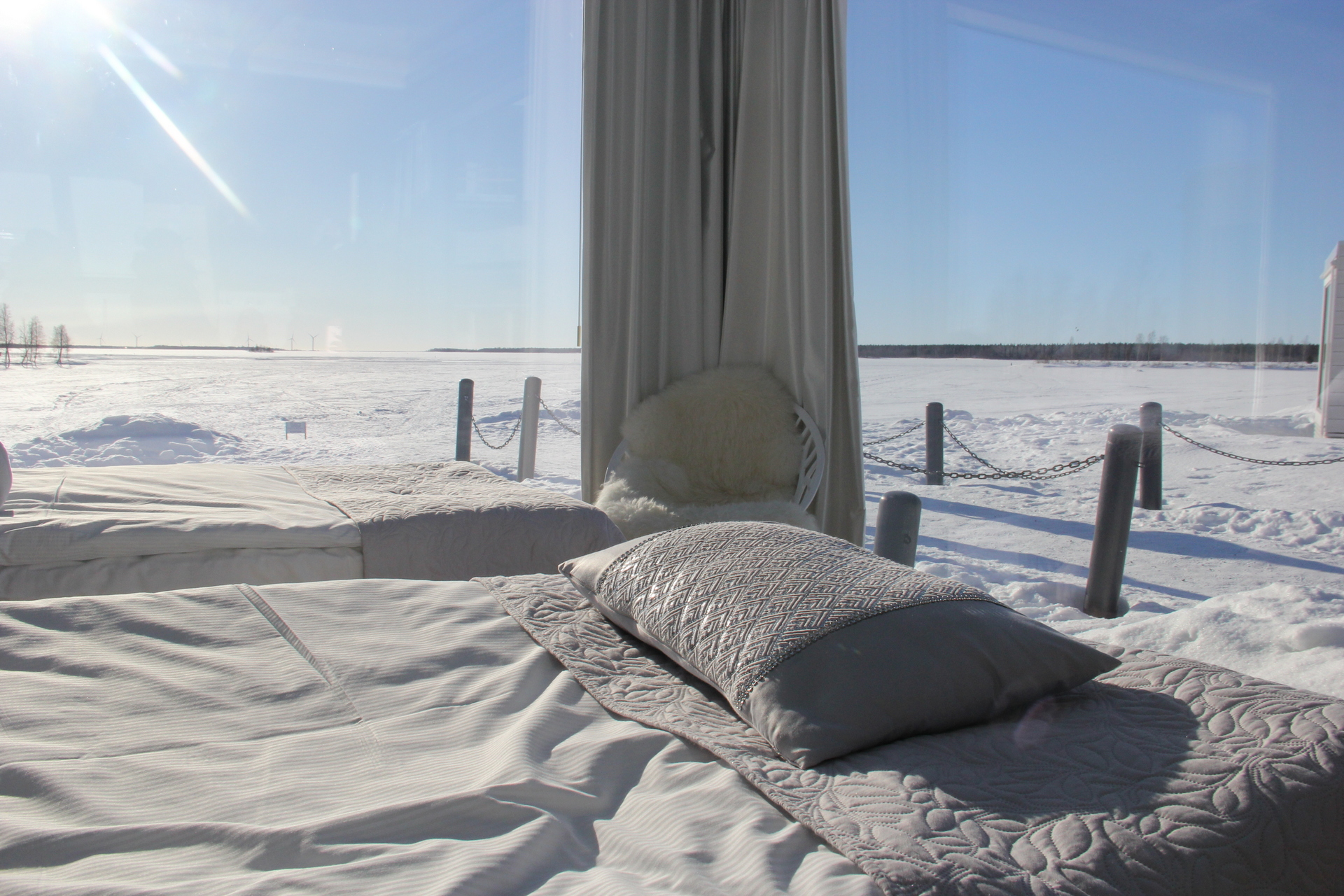 Seaside-Glass-Villas