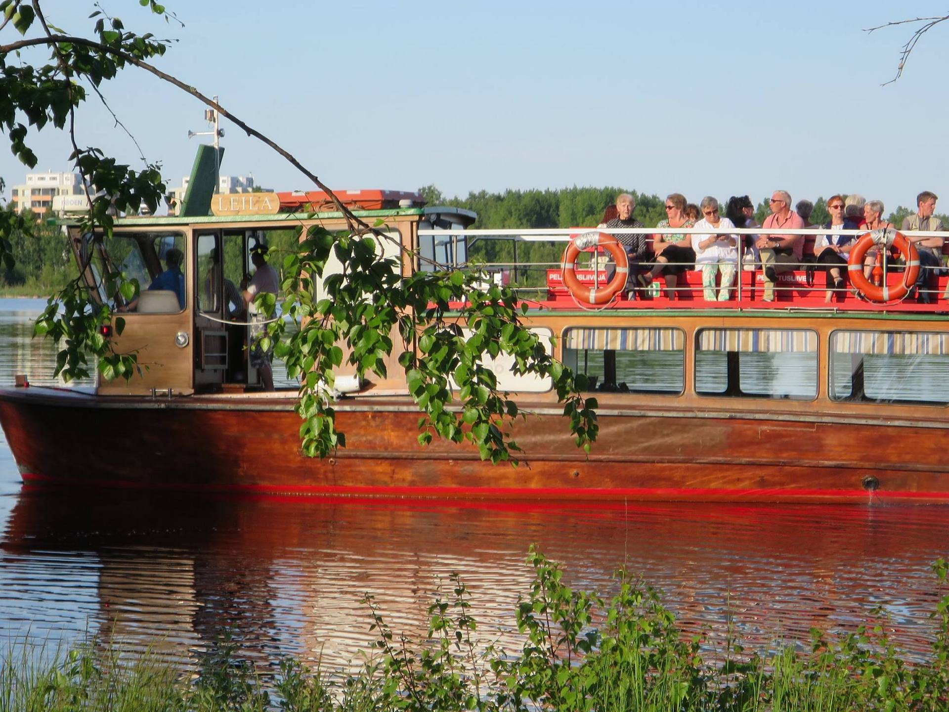 Leila-Rauhanlahden-edustalla